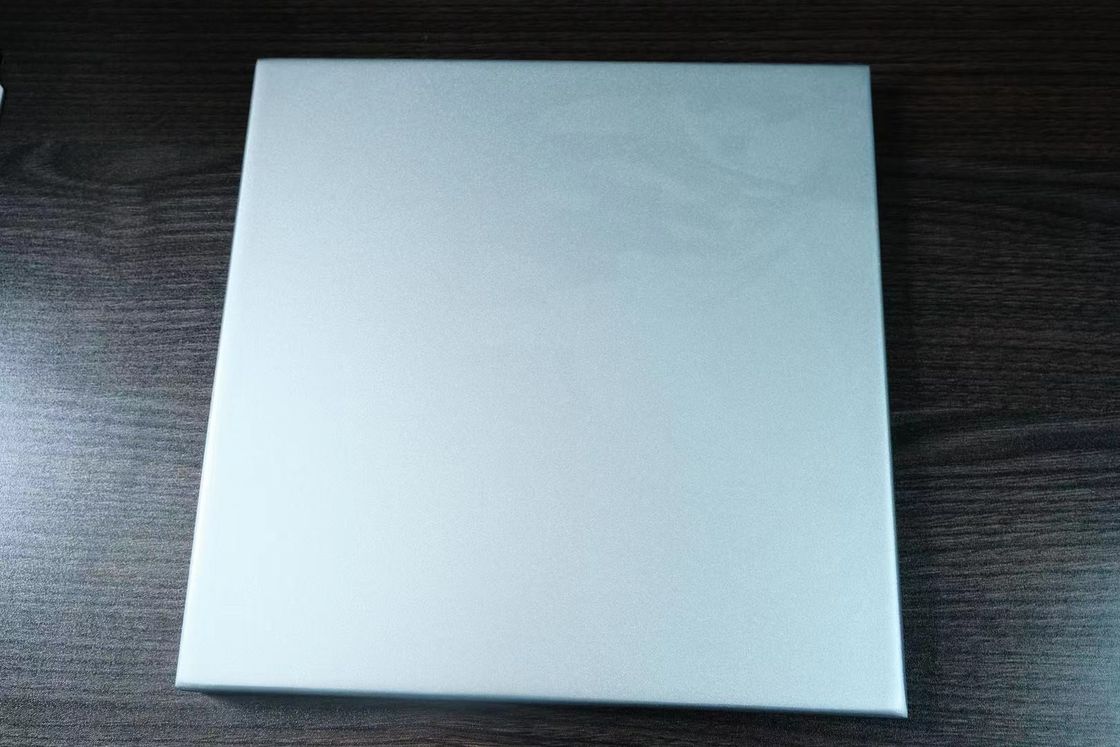 Geperforeerd gesneden aluminiumfoelie voor decoratiewand, metaalfoeliepaneel