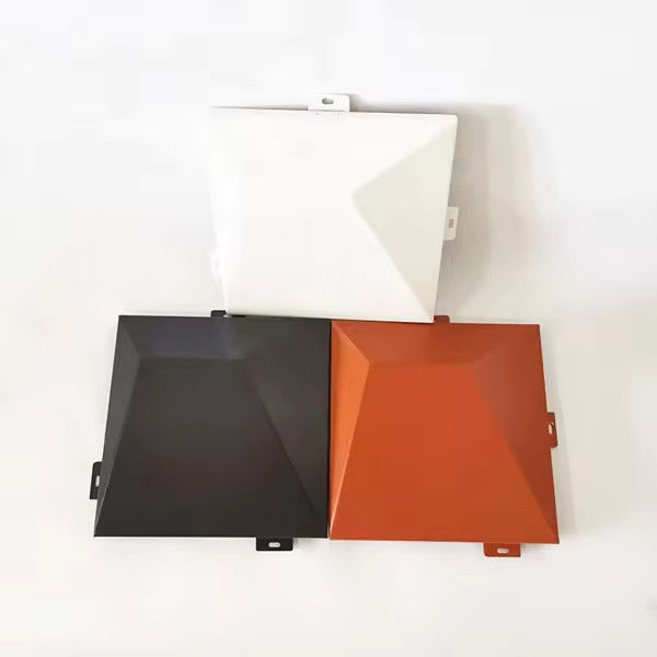 3 jaar oude gordijnwand van zilveren aluminiumfolieer met winddrukweerstand ≤ 2,5KN/m2