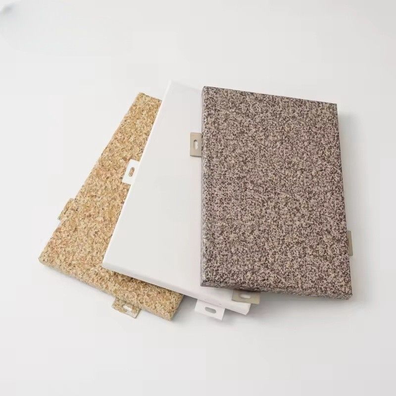Aluminium/glas/staal buitemuursysteem met geanodiseerde/poedergecoate afwerking ter plaatse/voorgefabriceerde installatie
