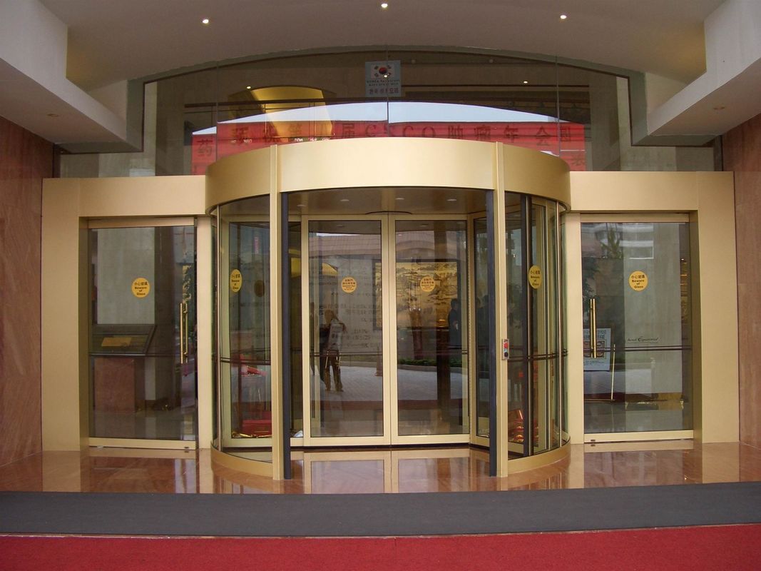 Automatische draaideur met twee vleugels voor grote commerciële gebouwen met een edel uiterlijk