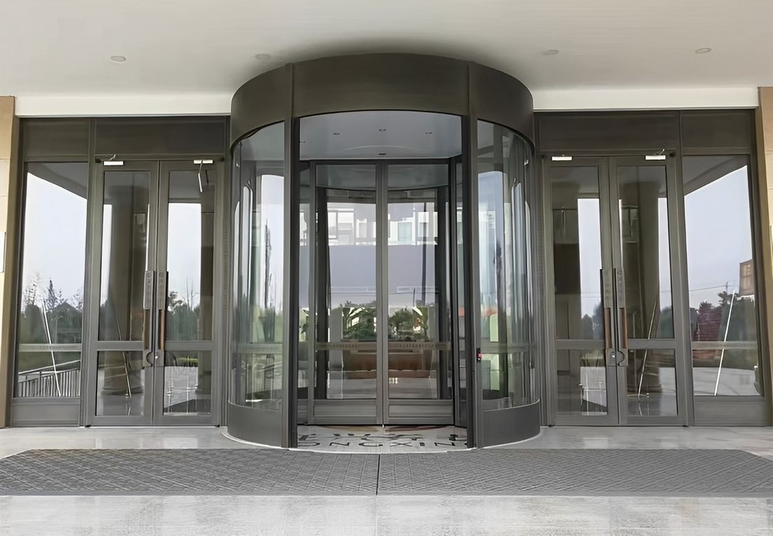 Fabrikant Glas Auto Inductie Volledig Automatische Draaiende Deur voor Hotel Commercieel Gebouw